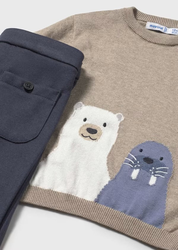 Pantalón y jersey 2515