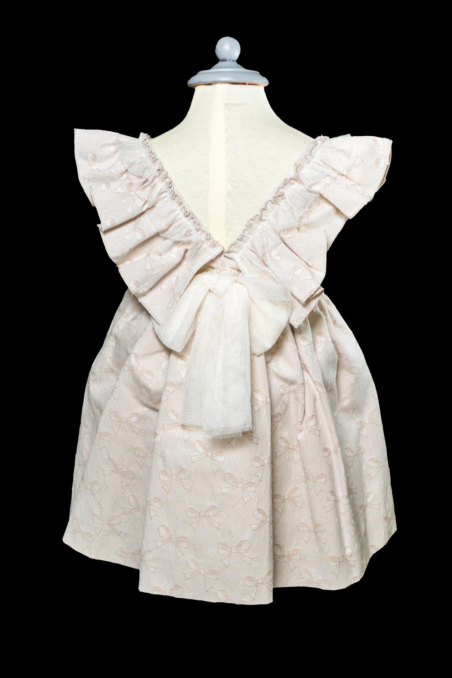 Vestido beige bordado CT