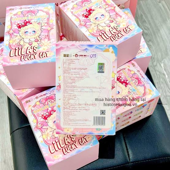 Lilas’s lucky cat