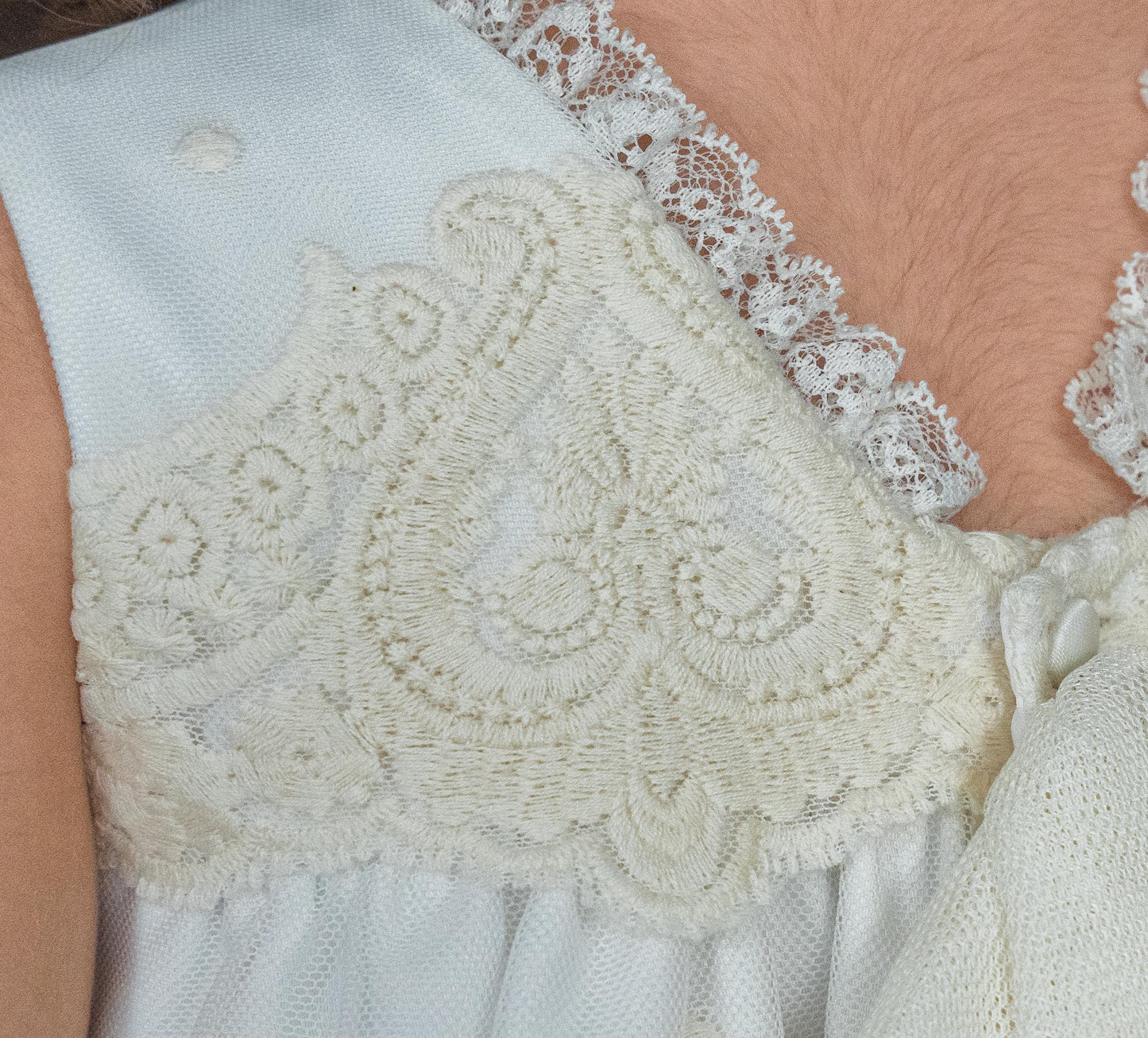 Vestido pecho encaje CT