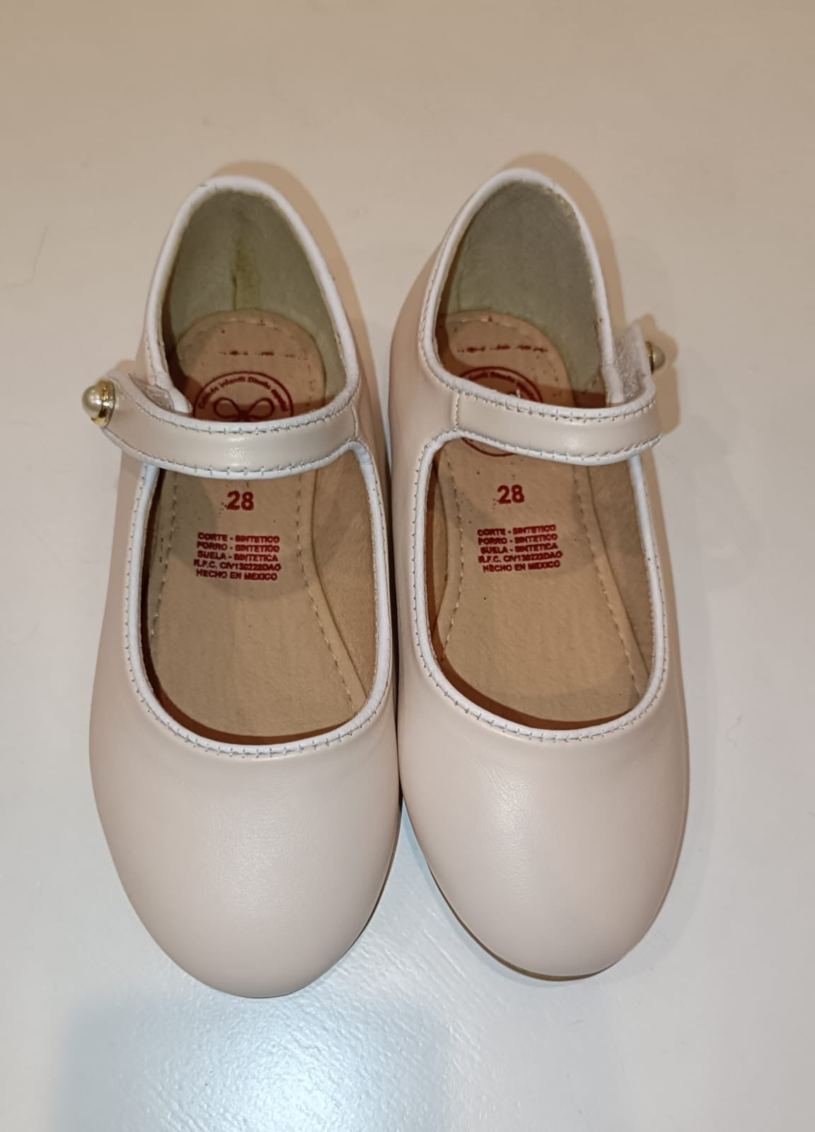 Zapato delux crema