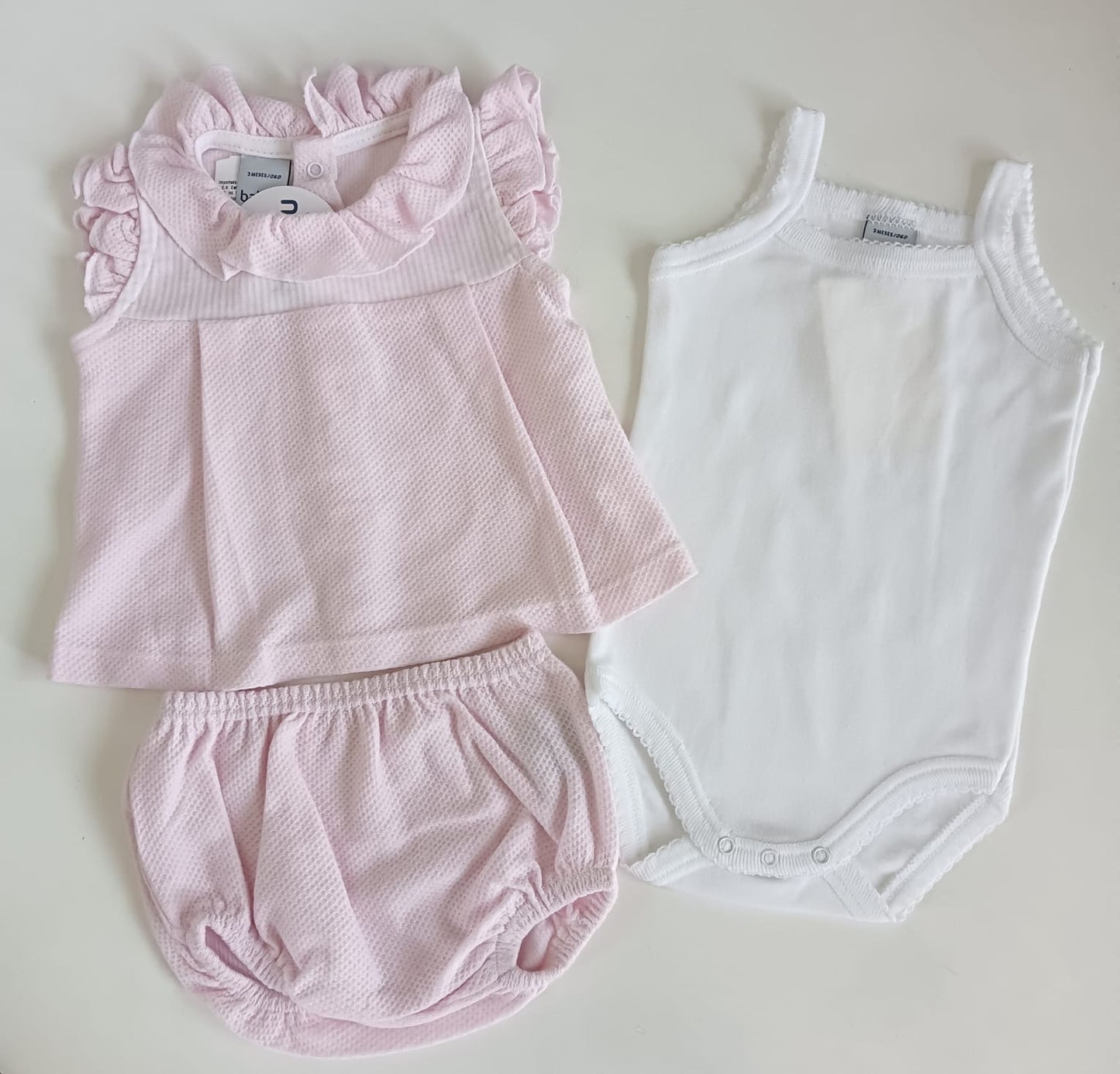 Conjunto piqué rosa 3 piezas