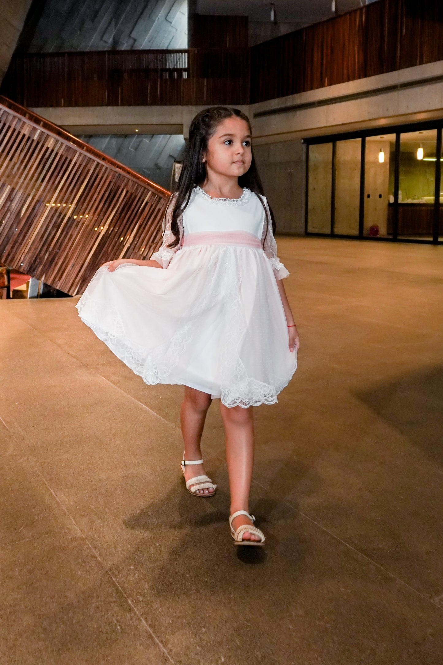 Vestido tul cenefa