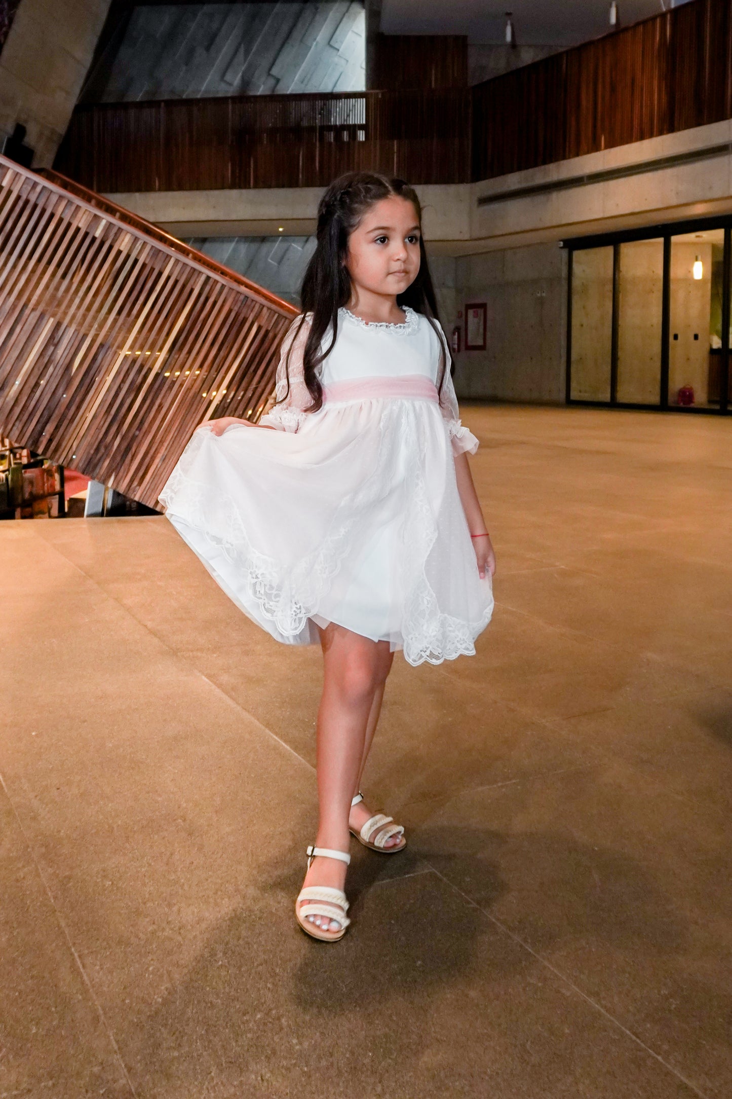 Vestido tul cenefa