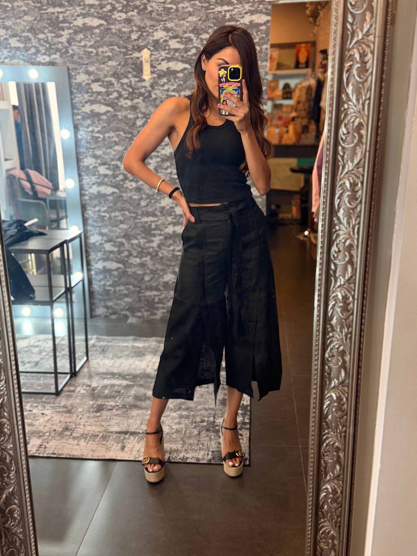 Pantalón lino corto